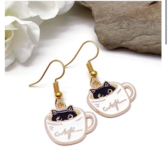 Kitty In Coffee Mug - Picture 2 of 7